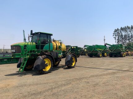 PULVERIZADOR JOHN DEERE 4630 ANO 2011