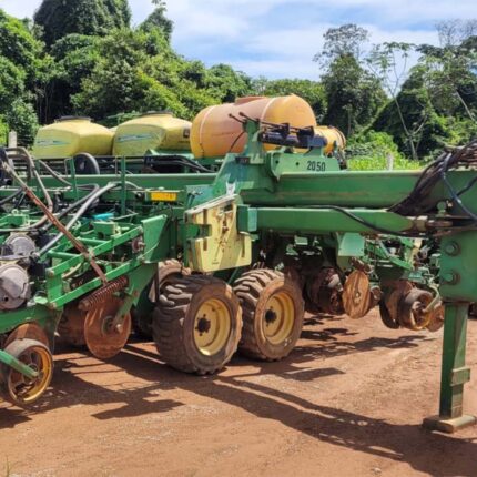 PLANTADEIRA JOHN DEERE DB45 ANO 2014