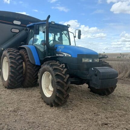 TRATOR NEW HOLLAND TM 165 ANO 2004