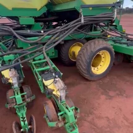 PLANTADEIRA JOHN DEERE DB50 ANO 2013