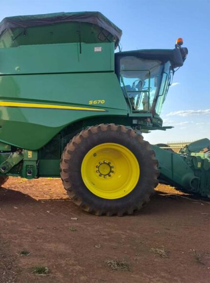 COLHEITADEIRA JOHN DEERE S670 ANO 2018