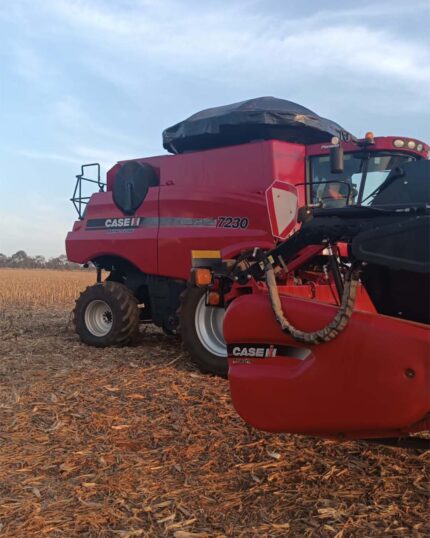 COLHEITADEIRA CASE 7230 ANO 2017