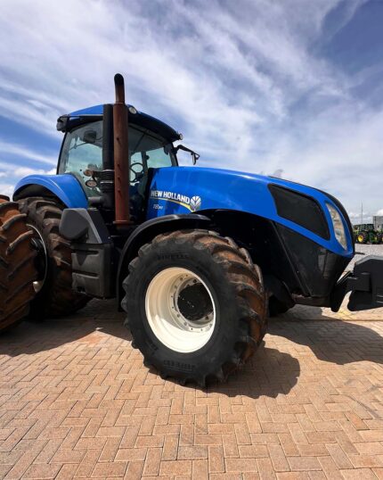 TRATOR NEW HOLLAND T8.355 ANO 2015