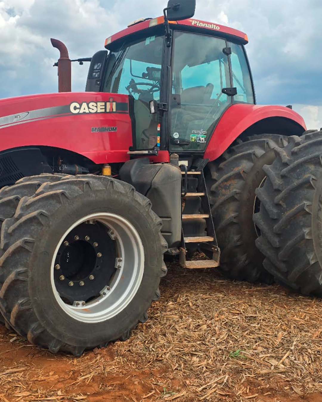 15394386444-trator-case-magnum-315-ano-2016.jpg