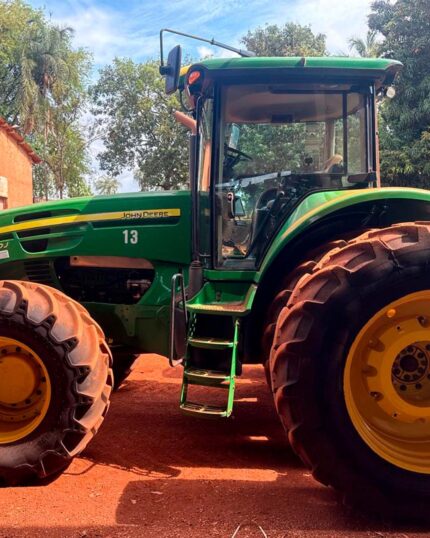 TRATOR JOHN DEERE 7230J ANO 2018