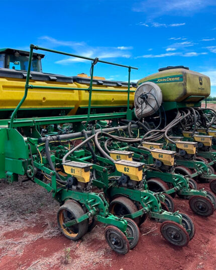 PLANTADEIRA JOHN DEERE CCS 2117 17 LINHAS ANO 2018