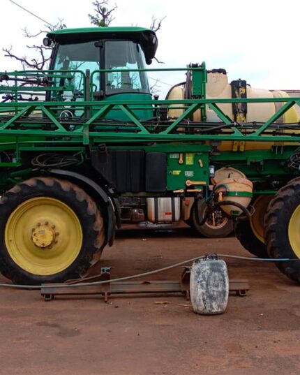 PULVERIZADOR JOHN DEERE 4630 24M ANO 2015