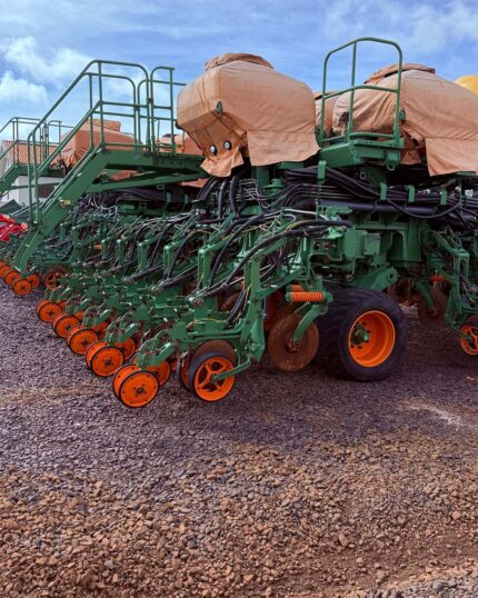 PLANTADEIRA STARA ABSOLUTA 31 LINHAS ANO 2018