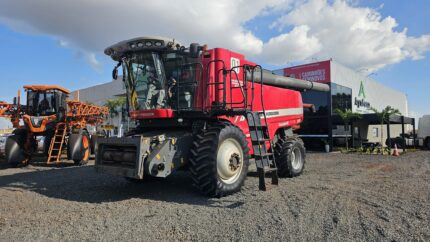 COLHEITADEIRA MF 9795 ANO 2019
