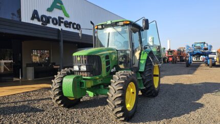 TRATOR JOHN DEERE 6110J ANO 2014
