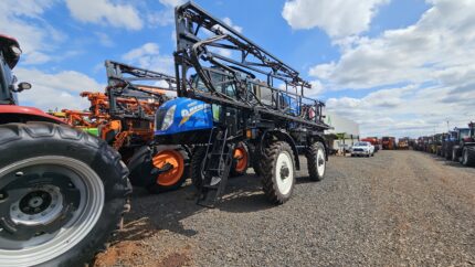 PULVERIZADOR NEW HOLLAND DEFENSOR SP 2500 ANO 2021
