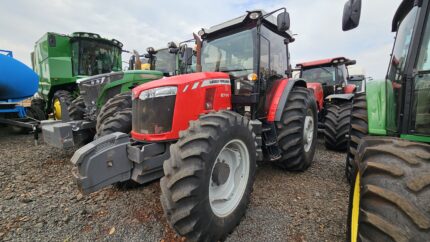 TRATOR MASSEY FERGUSON 6714 ANO 2022